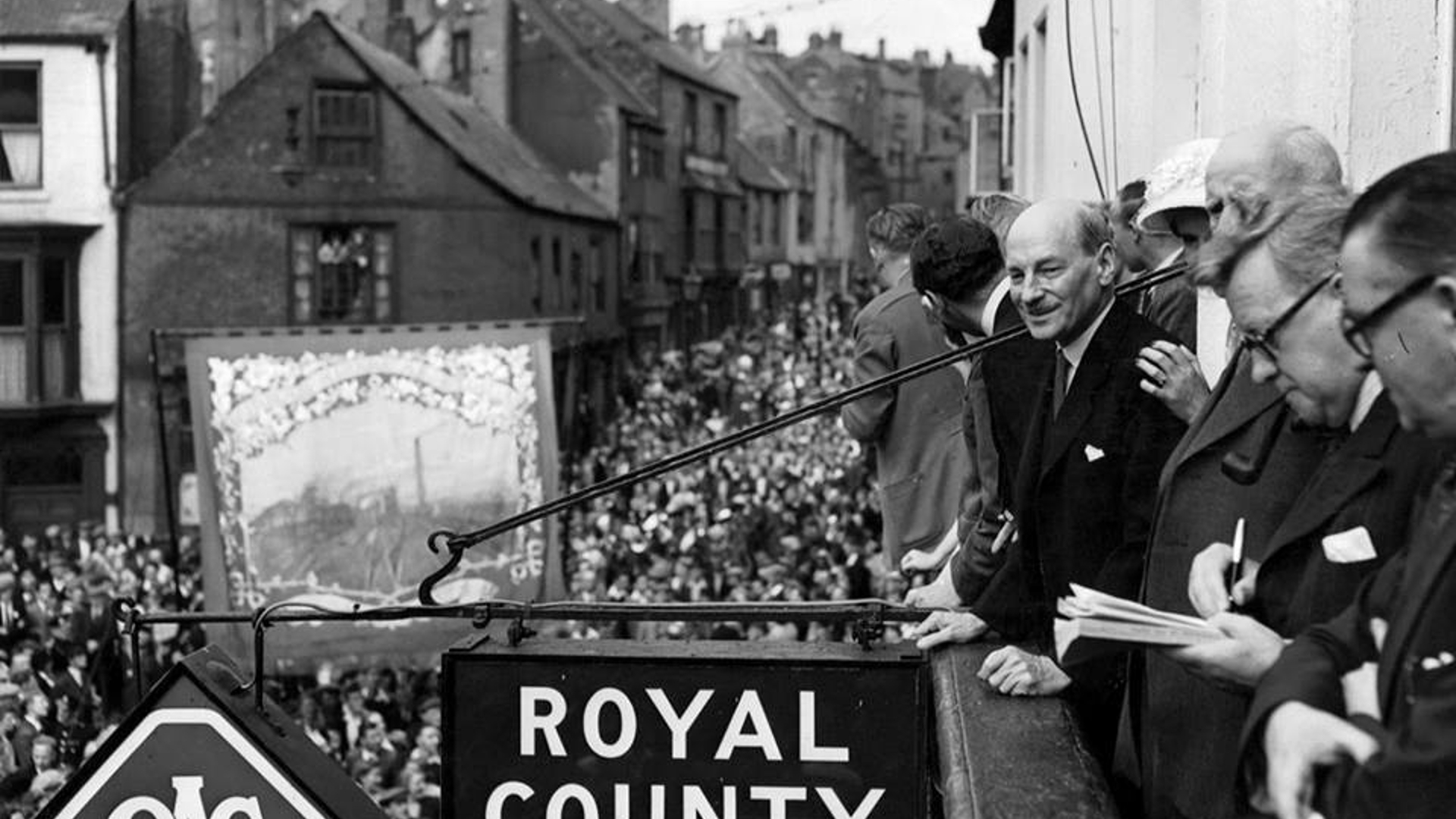 3_-_Attlee_balcony.jpg